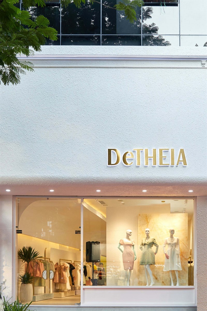 Grand Opening DeTHEIA